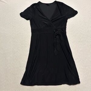 BCBG Maxazria Dress Size Medium Black‎ Side Tie Fit & Flare Mini